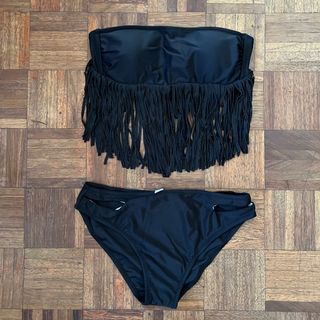 (Category: ) located in . Submitted by barefinds (Listing ID 1236563076, Image 1). Description: .