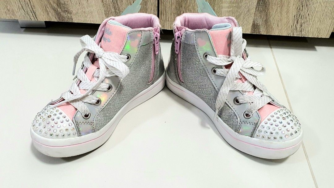 Girls high top sketchers top