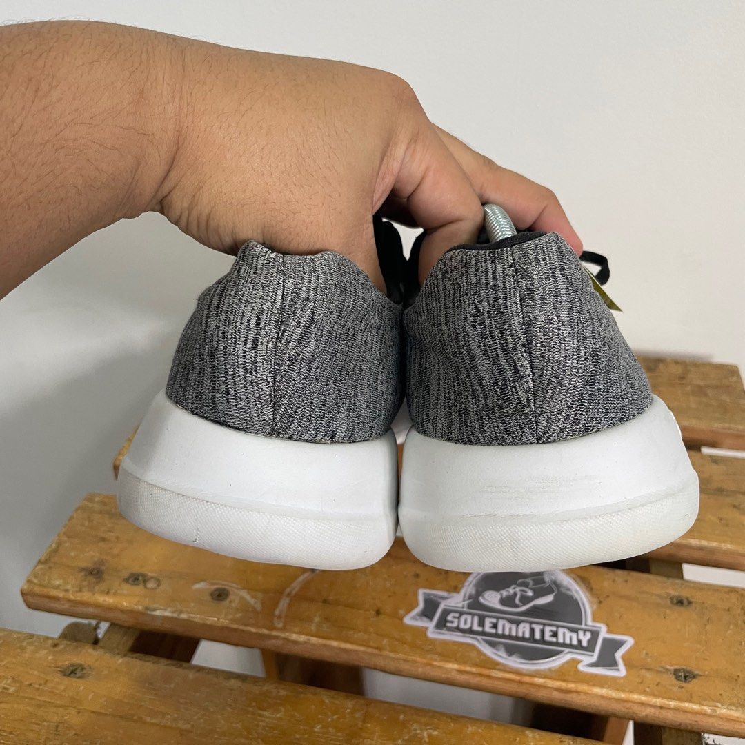 Skechers GoWalk Men s Fashion Footwear Sneakers on Carousell