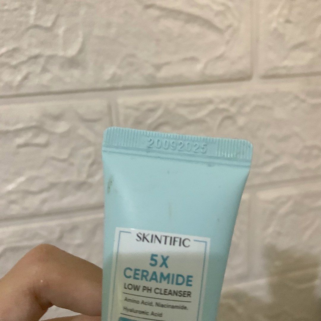 Skintific Ceramide Skin Barrier Low PH Cleanser Face Wash Sabun skintific-ceramide-skin-barrier-low-ph-cleanser-face-wash-sabun