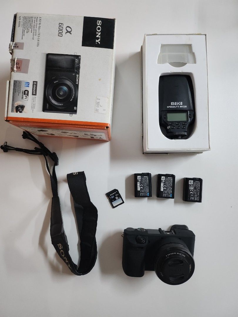 Sony A6000 Emount camera with APSC Sensor, Photography, Cameras on