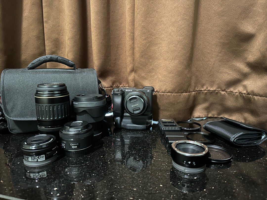 Sony A6400 bundle with 5 Lenses and Accesories, Photography, Cameras on