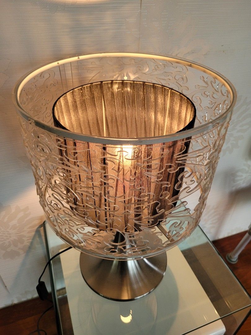 Stylish table lamp (Category: Lighting) located in Puchong. Submitted by lotus171 (Listing ID 1236471362, Image 2). Description: .