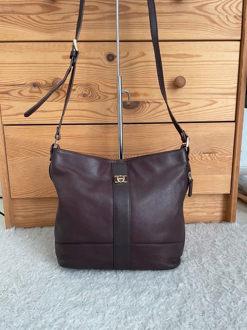 Tas Etienne Aigner Kulit Shoulder Bag