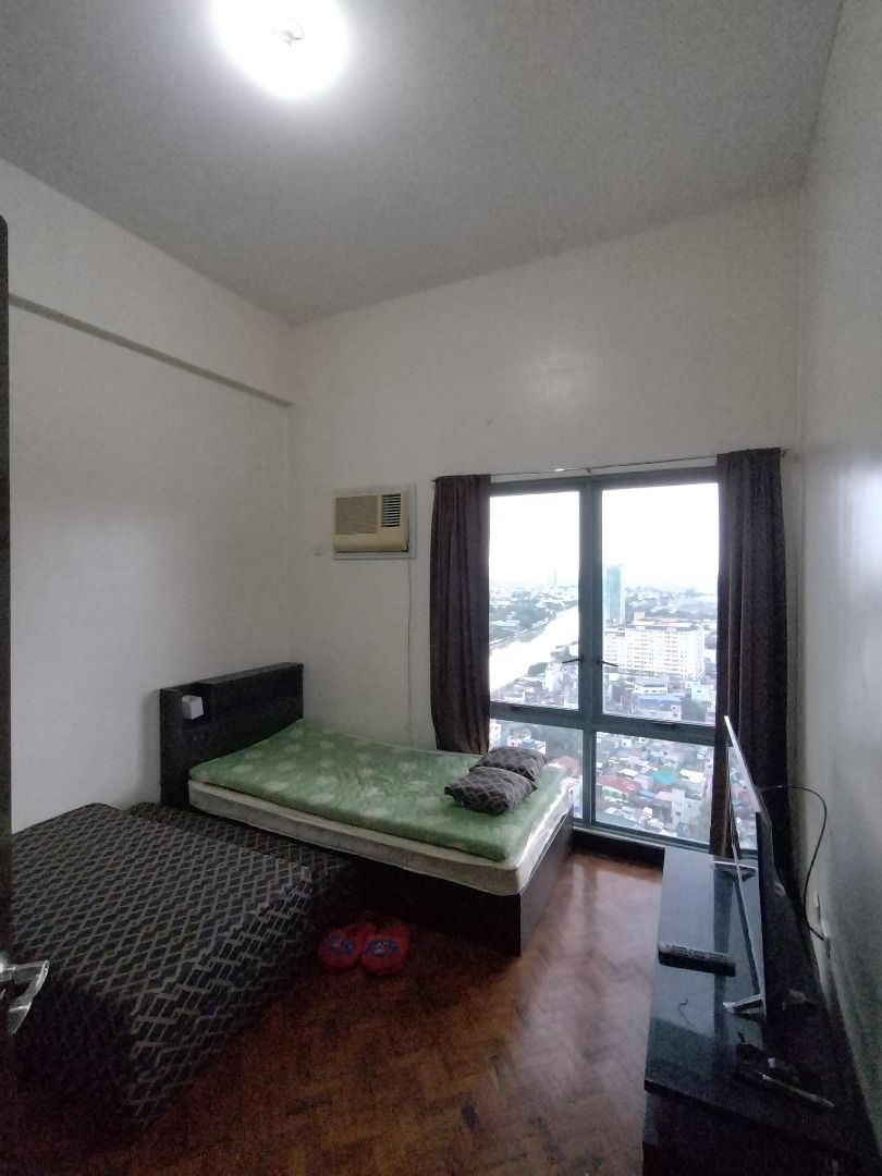 Curated Penthouse Unit With Gardens Gallery View 26
