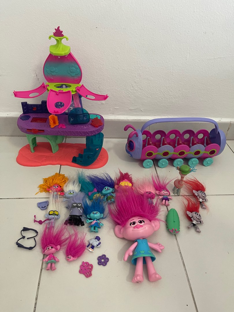 Trolls caterbus playset deals
