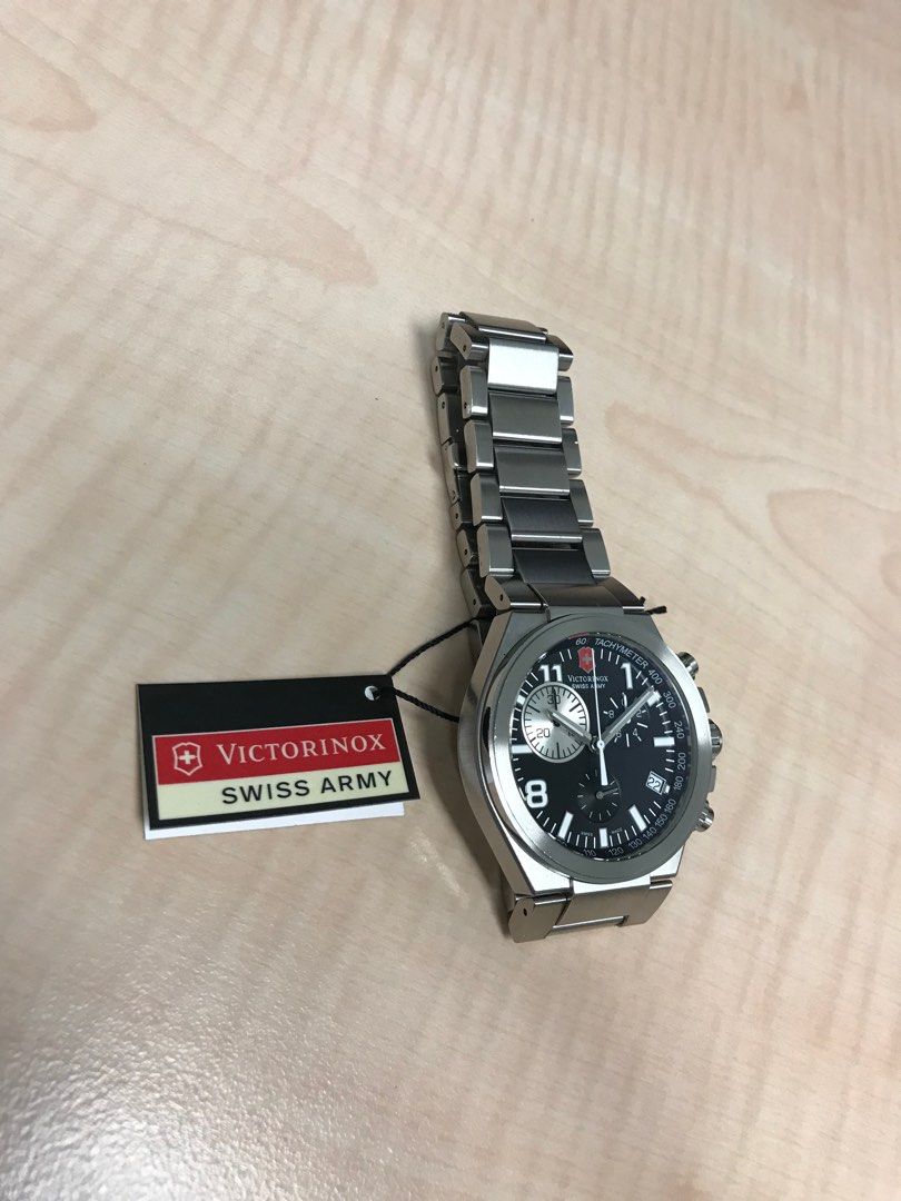Victorinox Swiss Army Convoy Men s Watch 241158 Carousell