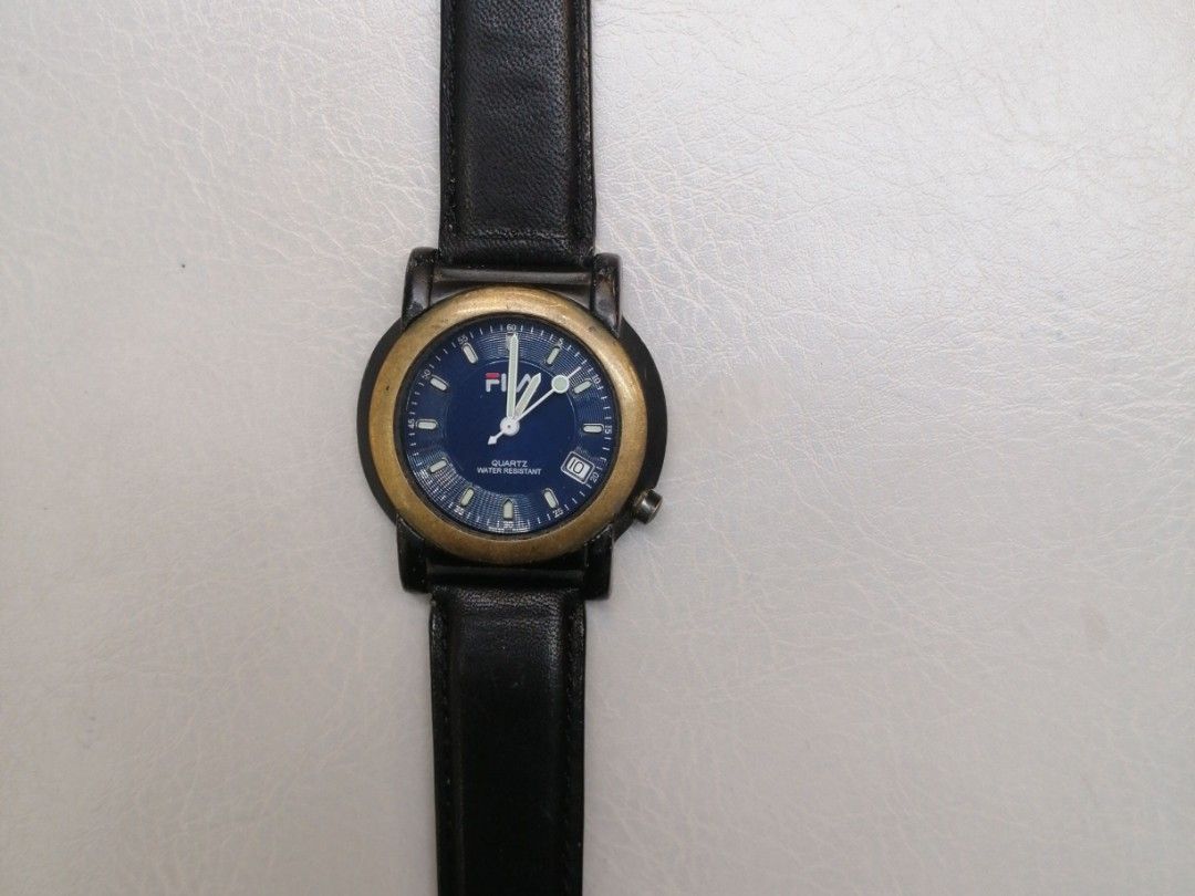 Vintage fila watch top