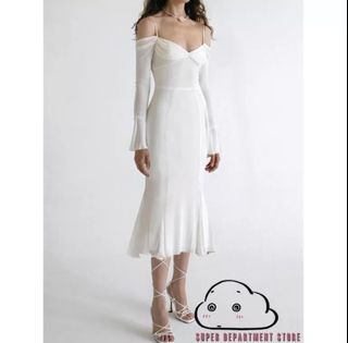 vintage off-shoulder longsleeve flare ruffle hem gown