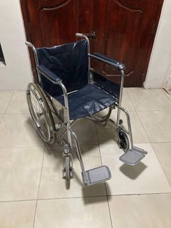 Wheelchair and Saklay (heavy duty wheelchair)