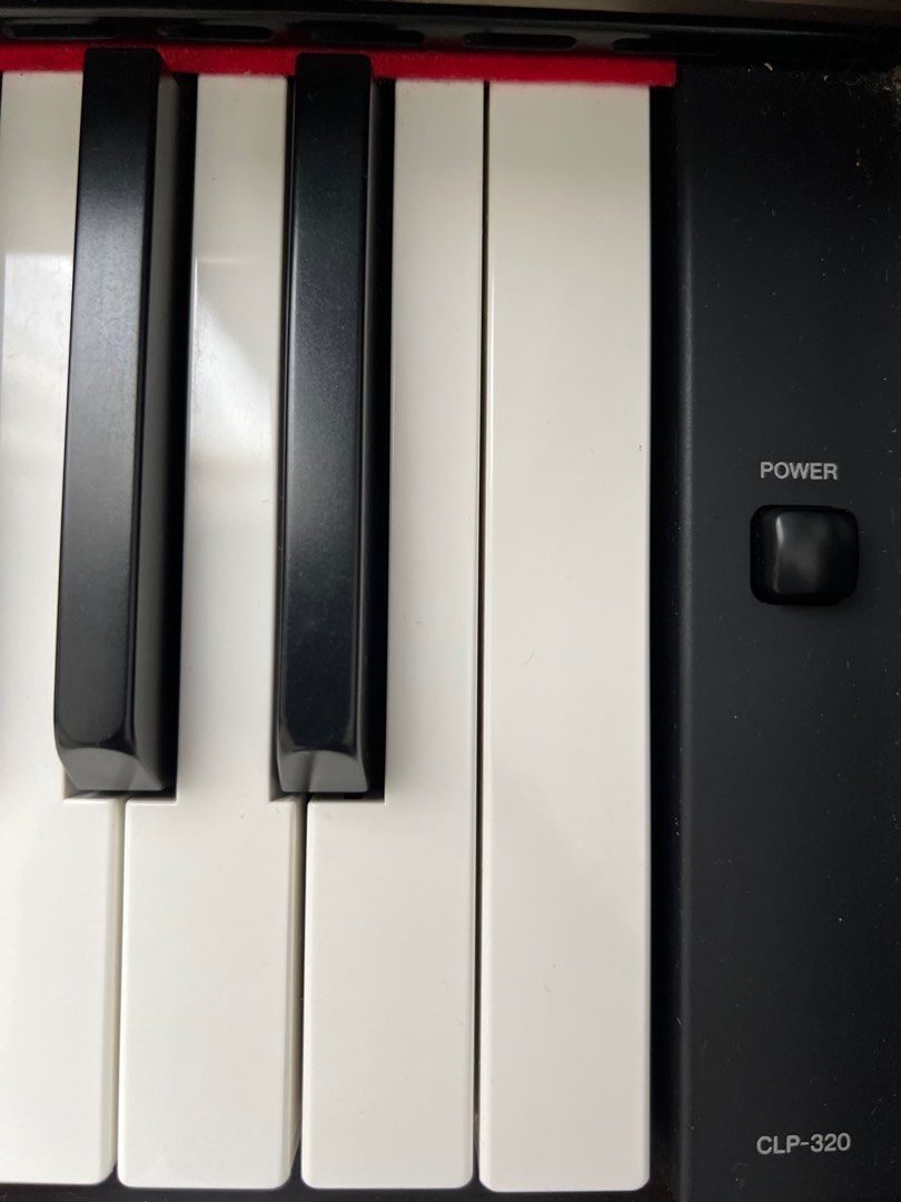 Yamaha CLP320 Digital Piano, Hobbies & Toys, Music & Media, Musical
