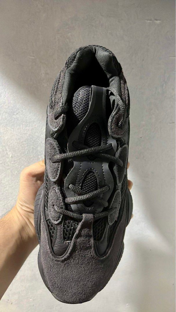 yeezy 350 v2 zebra retail price