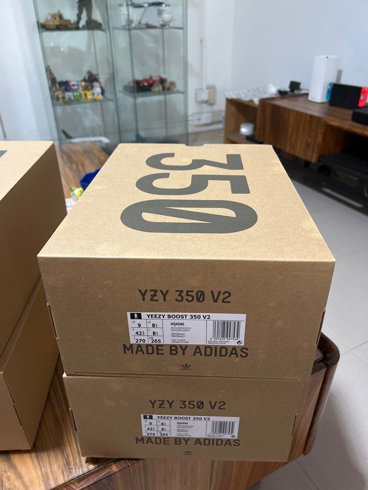 Adidas yeezy box store