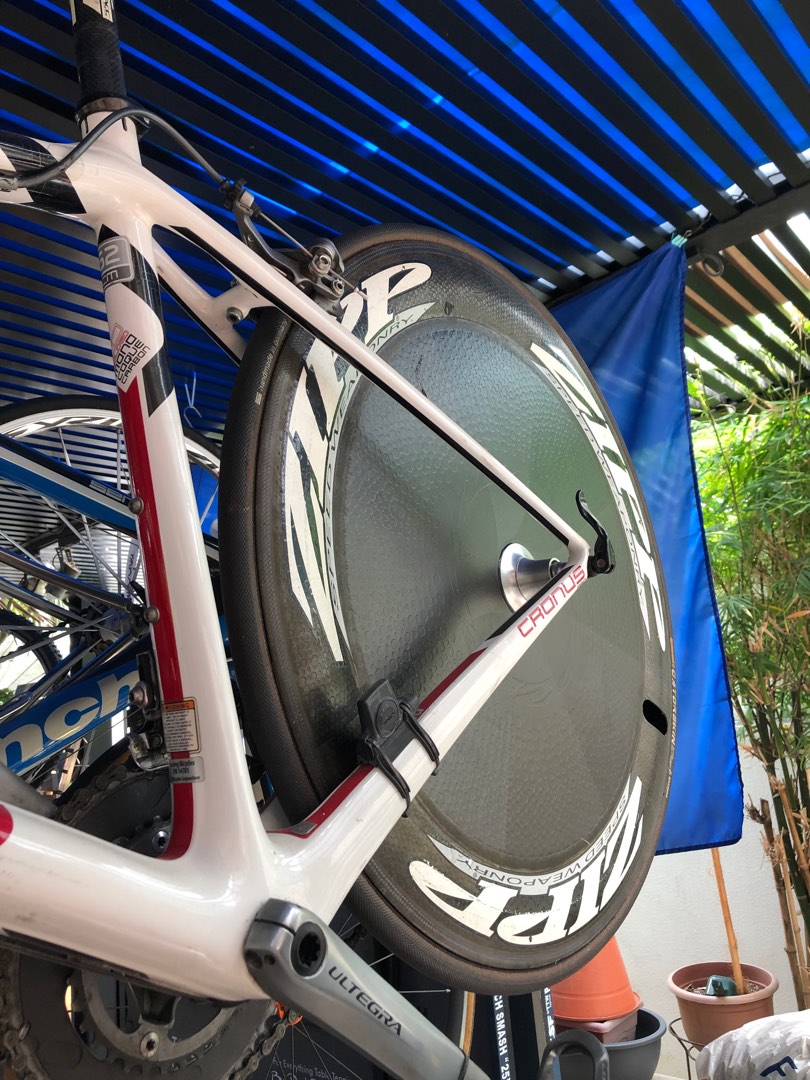 Zipp super 9 disc wheel, Sports Equipment, Bicycles & Parts, Parts