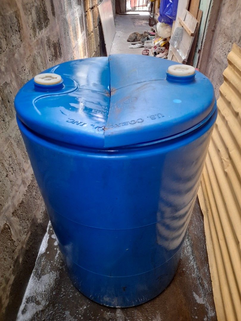 200 LITER PLASTIC DRUM CONTAINER, Furniture & Home Living, Outdoor