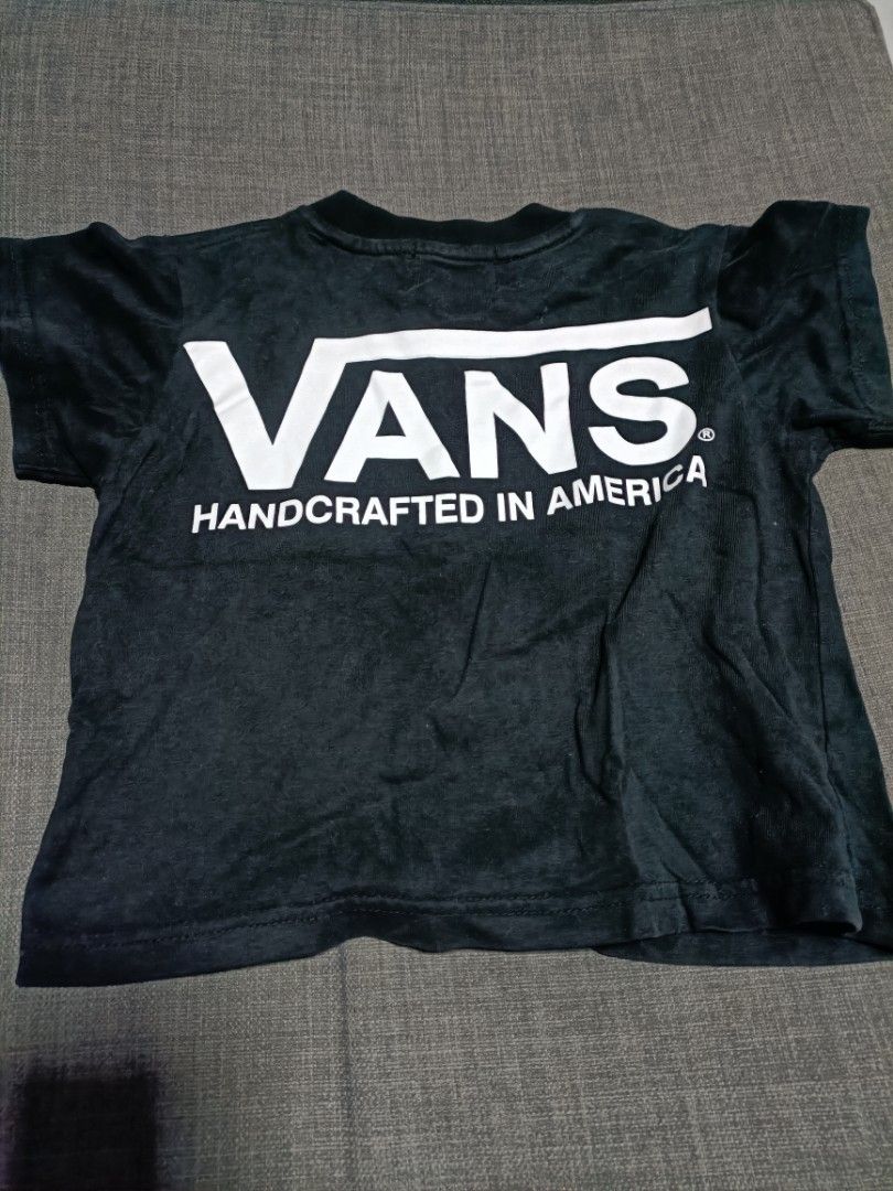 3 yrs Vans off the wall America black tee shirt tshirt top white words font logo design