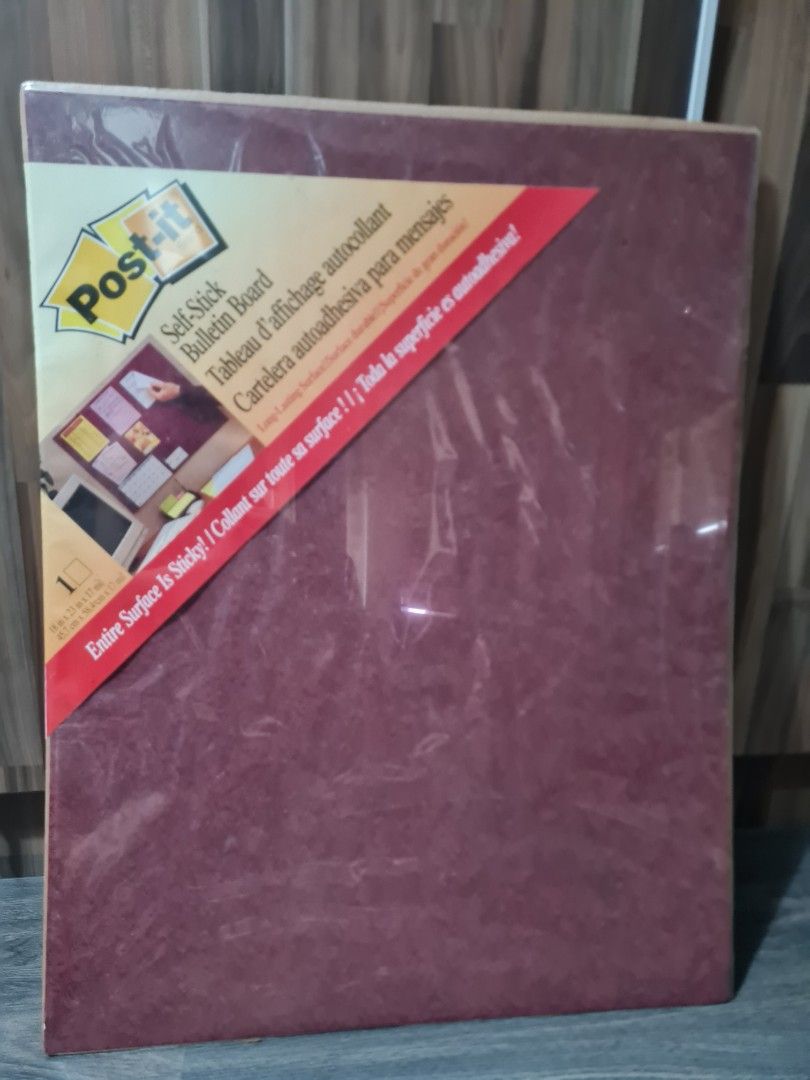 3M Postit Self Stick Bulletin Board, Hobbies & Toys, Stationery