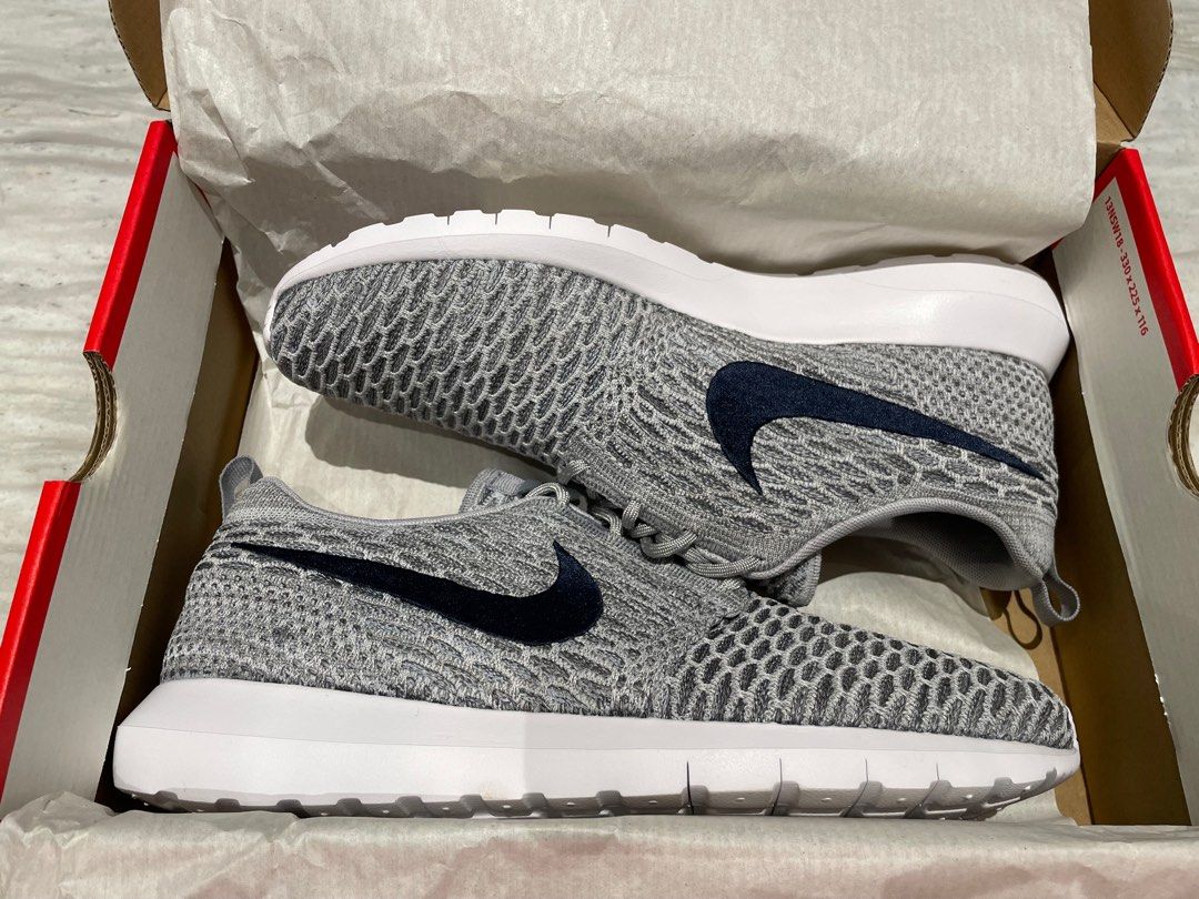 ☑️ Nike 🩶 Flyknit Roshe Run | Grey | Navy, Men's Fashion, Footwear,  Sneakers on Carousell