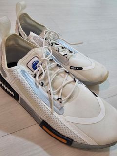 Adidas Supreme x Louis Vuitton x adidas NMD R1, Men's Fashion, Footwear,  Sneakers on Carousell