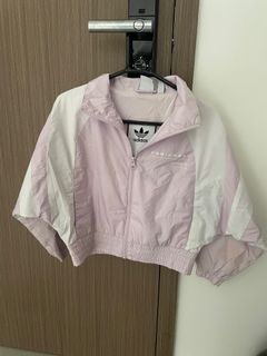 (Category: ) located in . Submitted by alice_yeo (Listing ID 1240484267, Image 1). Description: .