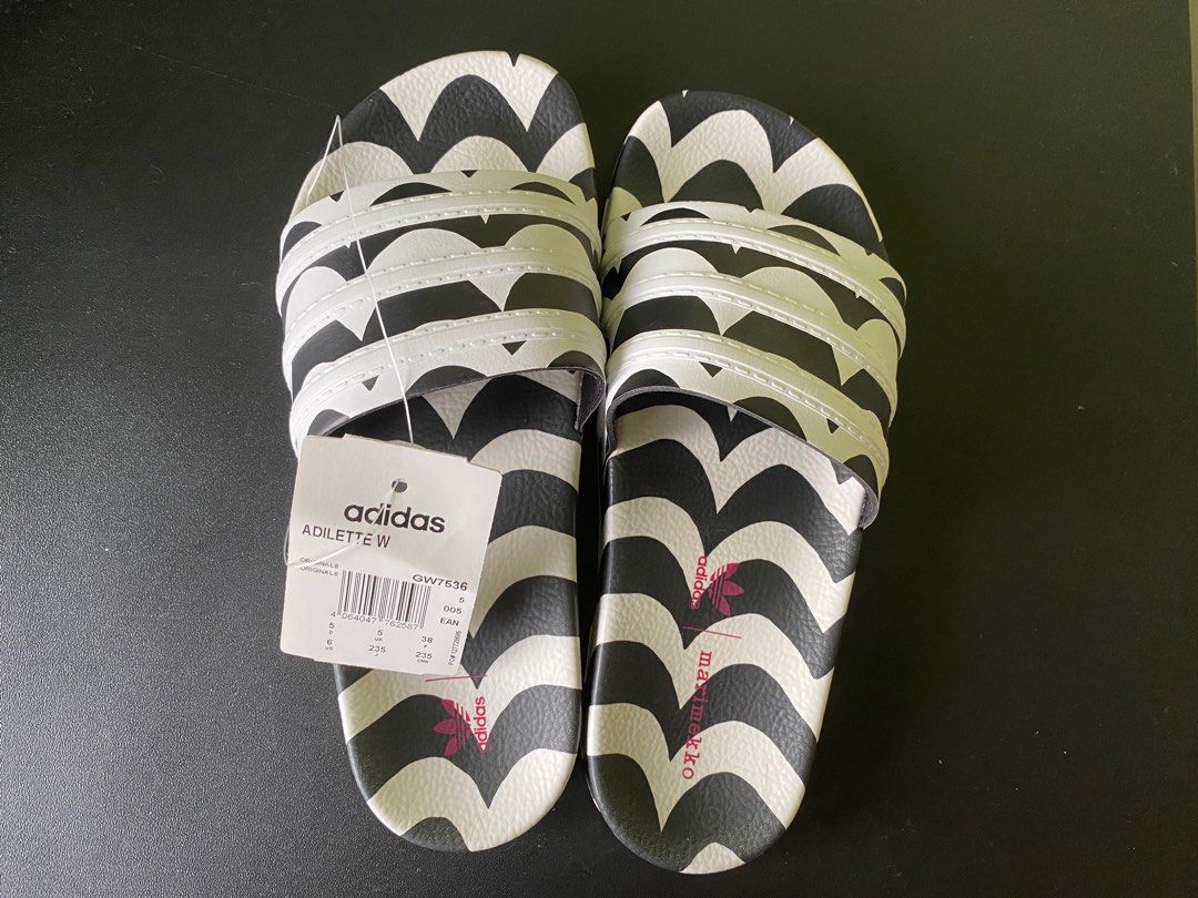 Adilette 3.0 2025 sandals polka dot