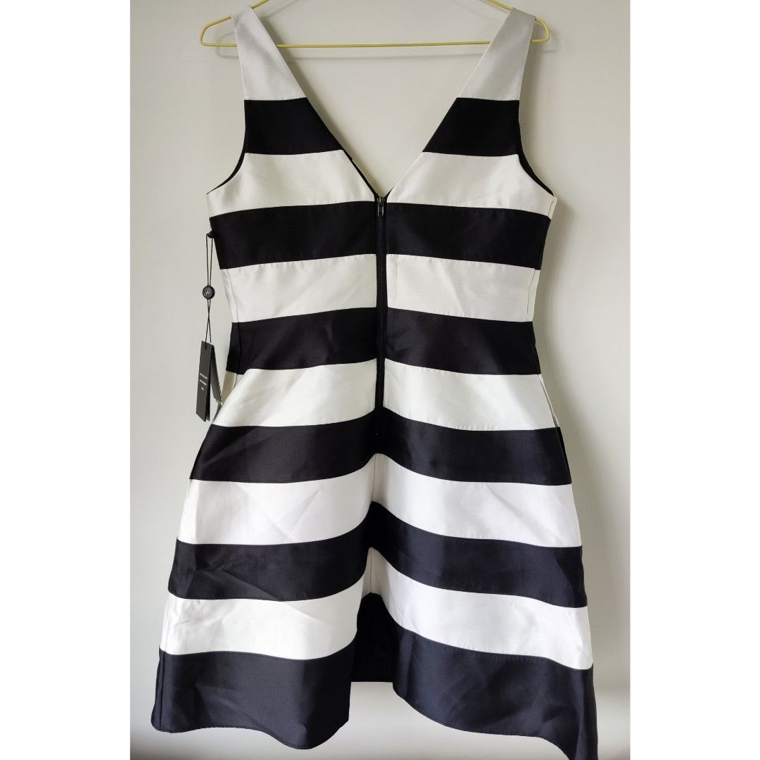 Adrianna papell top striped dress