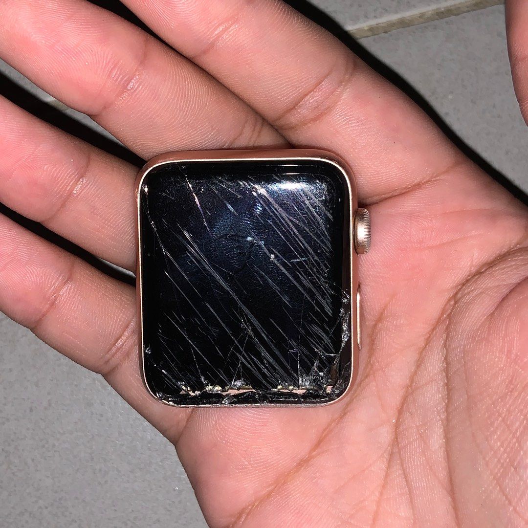 Broken apple watch screen series 3 new arrivals