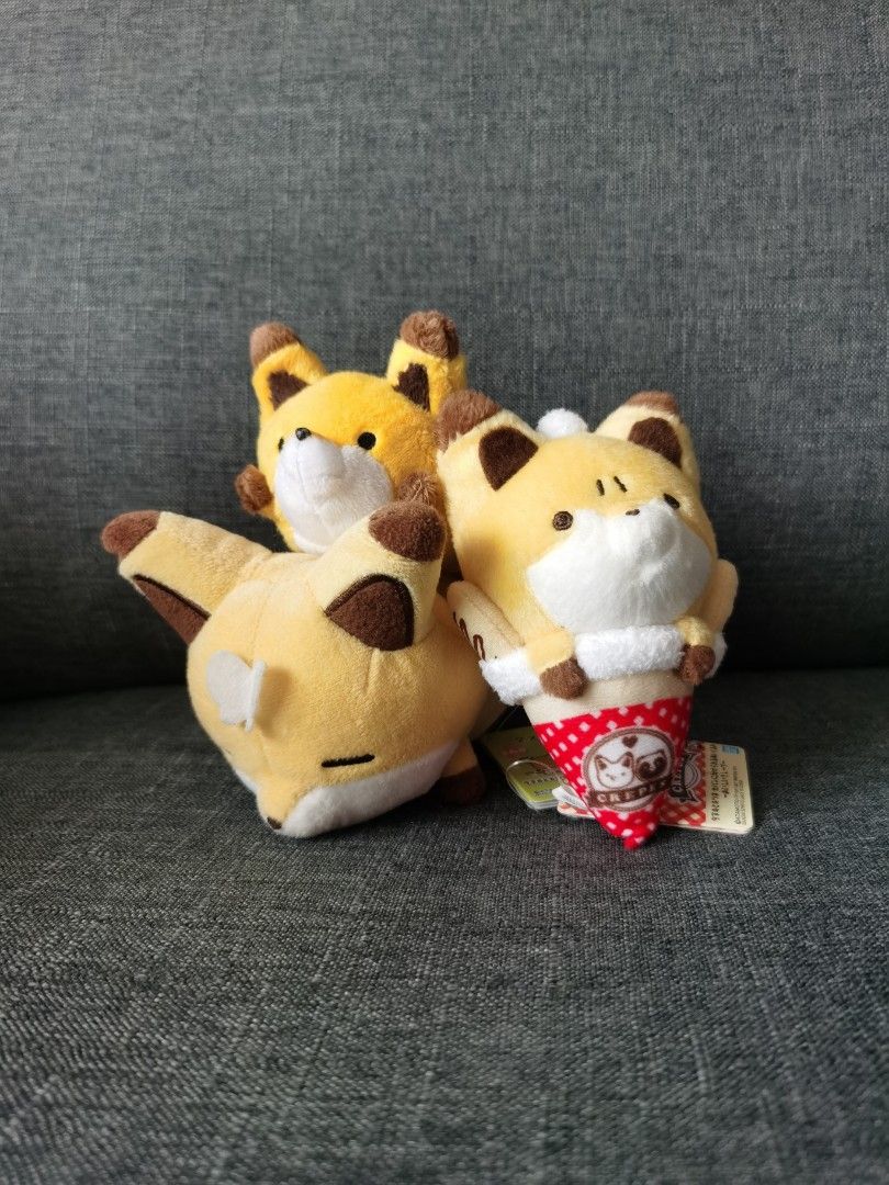 Atamoto Tanuki to Kitsune Racoons and fox plush Keychain combo Banpresto