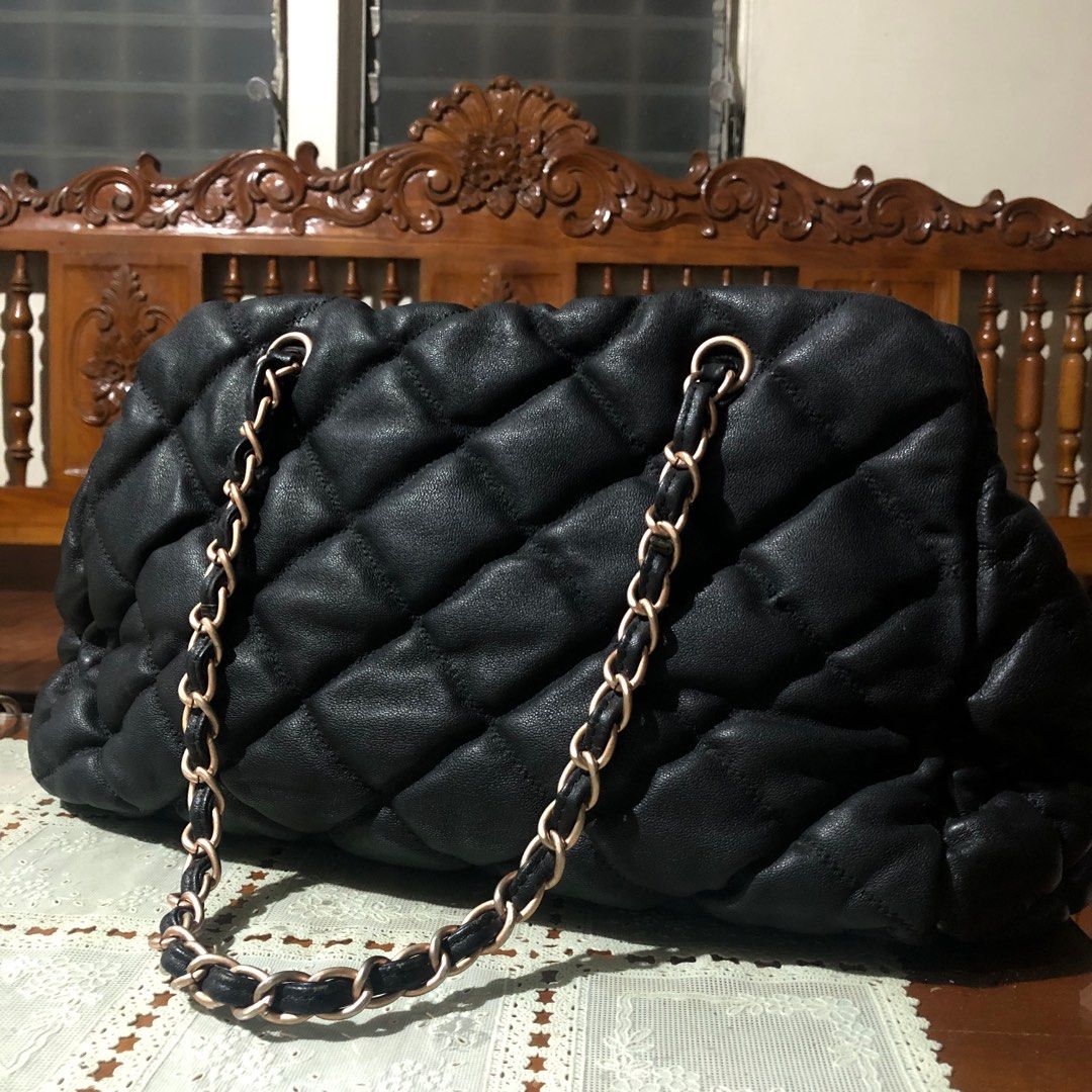 Authentic Chanel Bubble Quilted Chain duffle Bag Luxury Bags