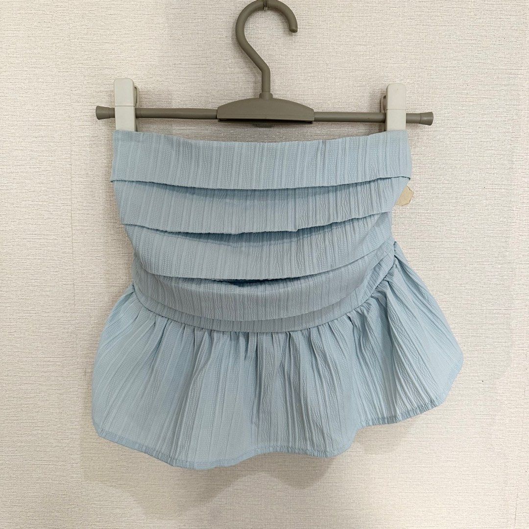 Baby blue bustier on Carousell
