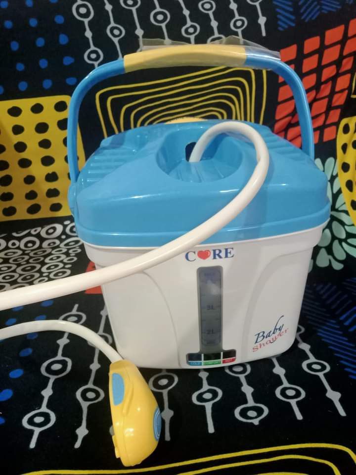 Baby Shower Brandnew (Category: Bathtub & Bath Accessories) located in Quezon City. Submitted by mhoniqvela04 (Listing ID 1240537671, Image 3). Description: BABY SHOWER FOR ONLY 190 PESOS‼️ 3 boxes available✅ Brandnew✅ No issue✅ No free battery❌ (kaya bagsak presyo na po 😊).