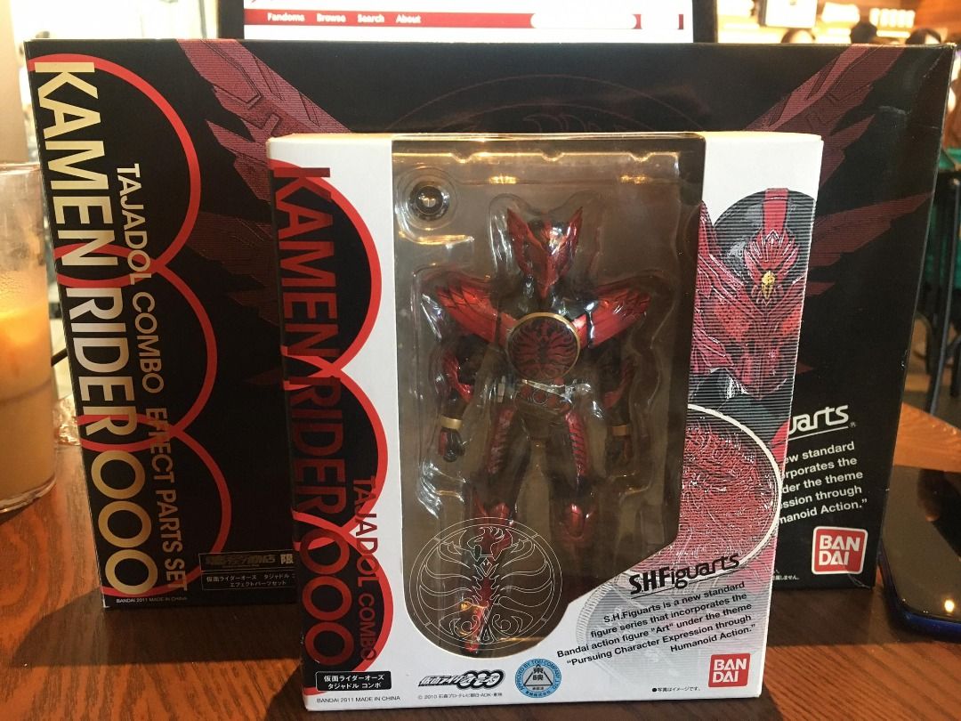 Bandai Tamashii Nations S.H.Figuarts Kamen Rider OOO Tajadoru Combo