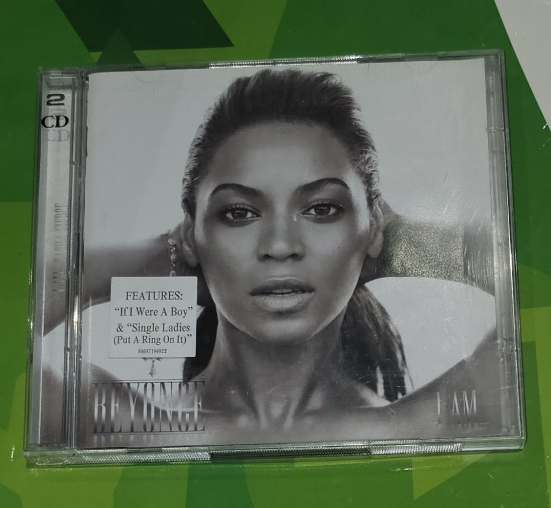 Beyonce - I am Sasha Fierce - 2 CD VG Condition, Hobbies & Toys, Music