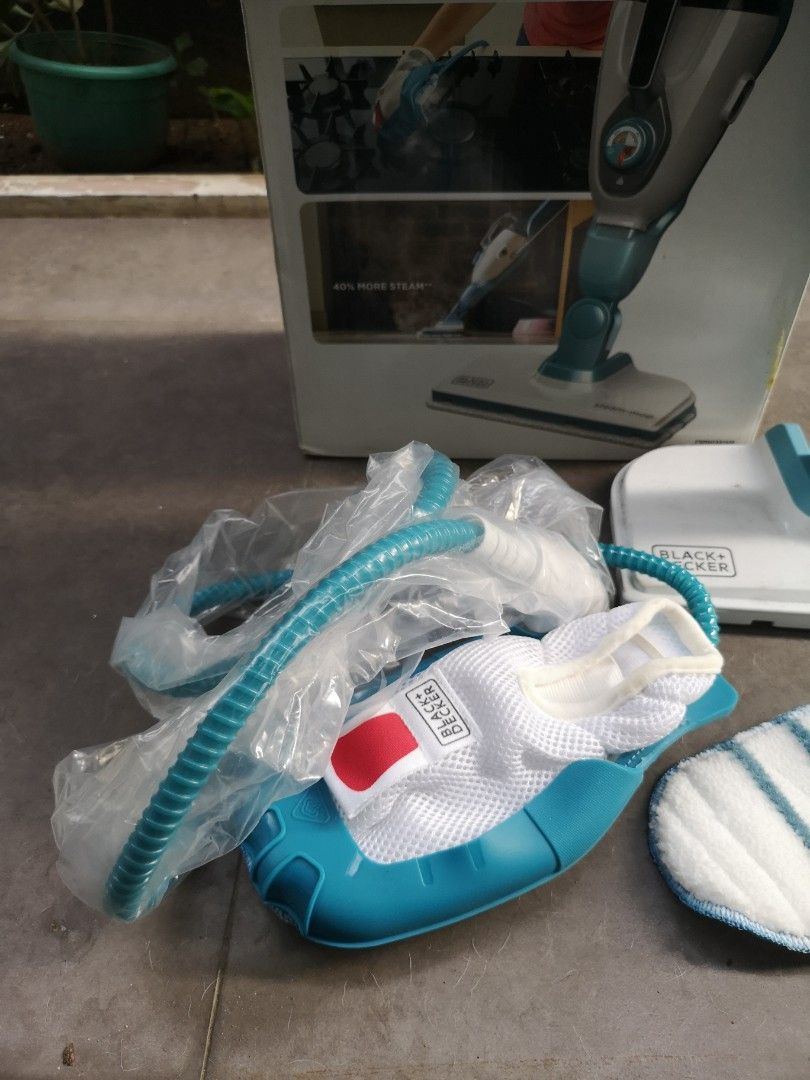 Black and decker 9in1 steam mop, Furniture & Home Living, Cleaning