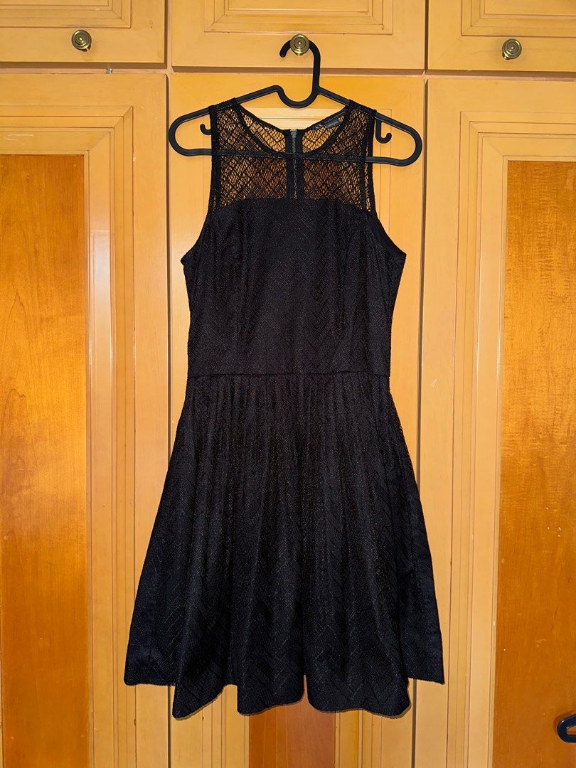 BN Armani Exchange Lace Dress, Women's Fashion, Dresses & Sets, Dresses on  Carousell