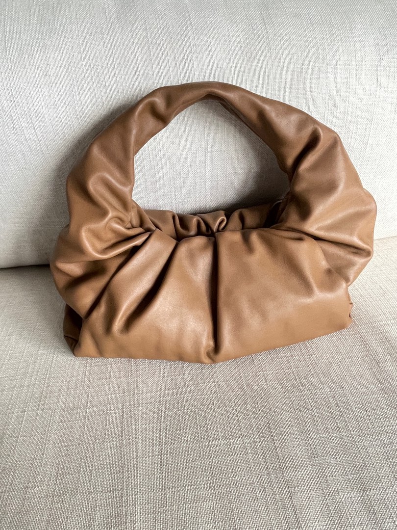 Bottega Veneta BV The Shoulder Pouch Camel