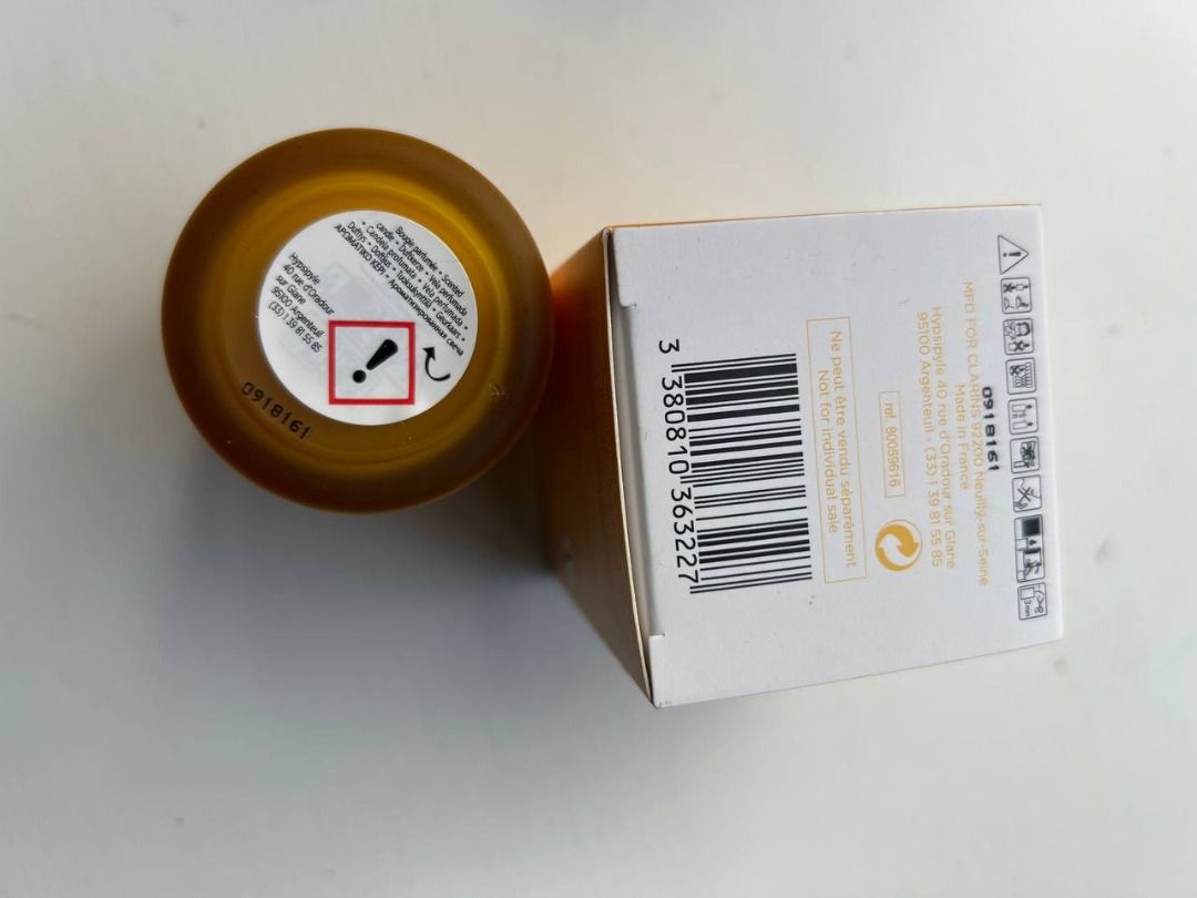 Brand New Clarins Tonic Scented Candle 1.7 oz 50g (Category: Home Decor) located in Melbourne. Submitted by naughtypandaz (Listing ID 1240439985, Image 2). Description: Brand New Clarins Tonic Scented Candle 1.7 oz 50g Pickup @ 3003 (1 block away from free tram zone) Postage +$15 tracking with signature.
