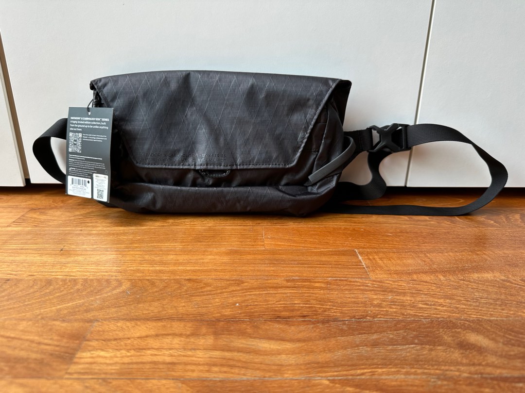 Brand New Matador x Carryology EDX Sling, Men's Fashion, Bags, Sling