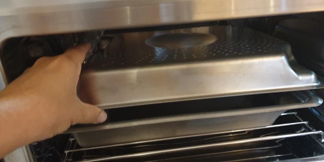 Brandt steam oven fv1245x in pristine condition, TV & Home Appliances