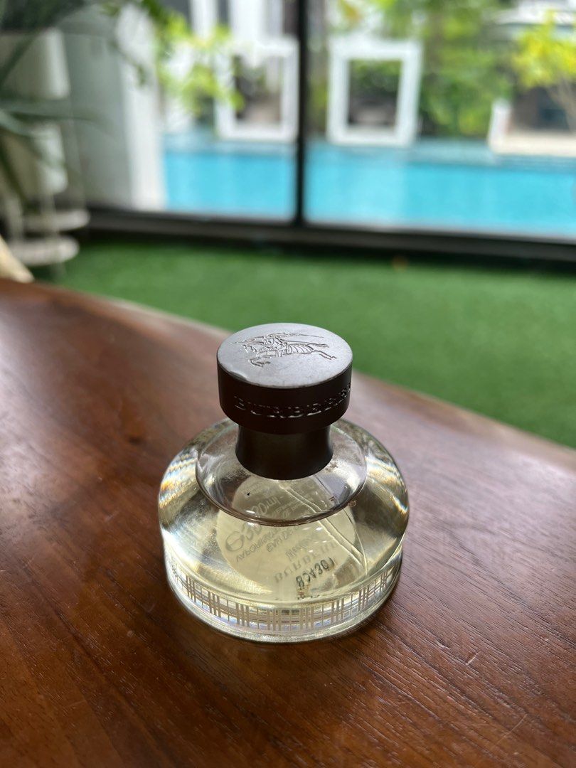 Perfume burberry 2025 weekend 30 ml