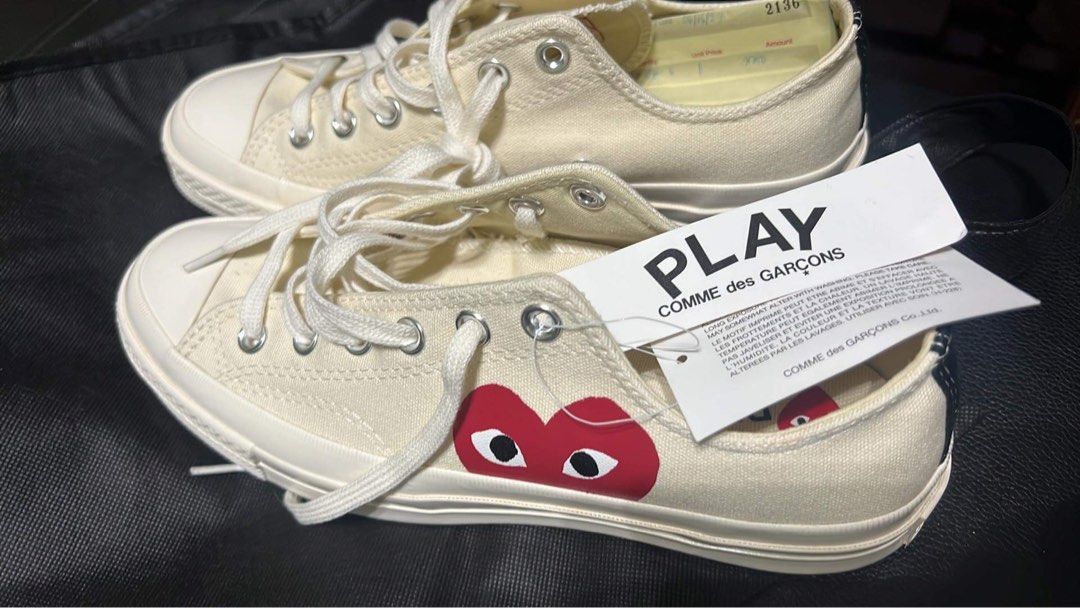 SELLING LOW Brand new Authentic Cdg Play x Converse Chuck White