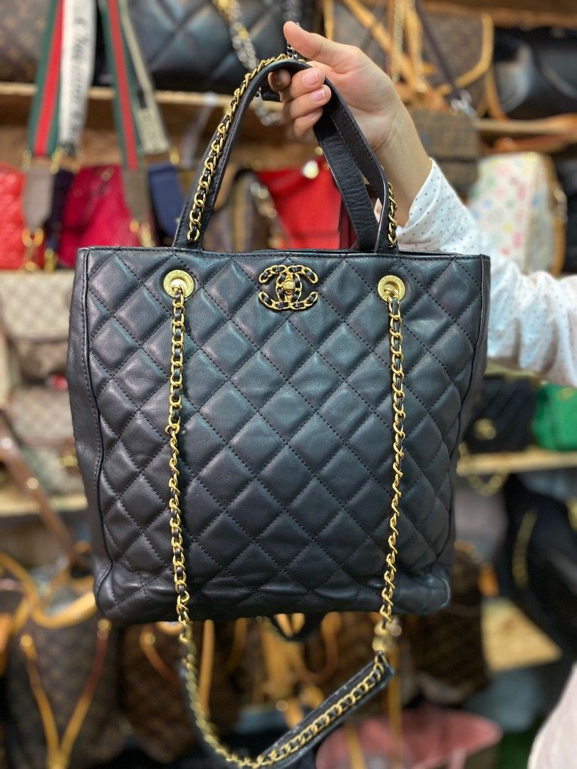 CHANEL 19 TOTE SHOPPING BAG, Luxury, Bags & Wallets on Carousell