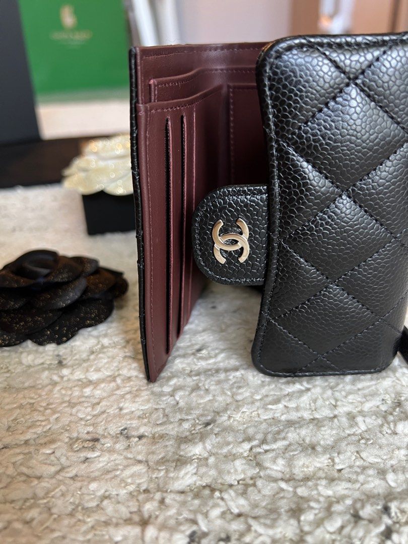 Chanel Classic Small Flap Wallet (Caviar, SHW)