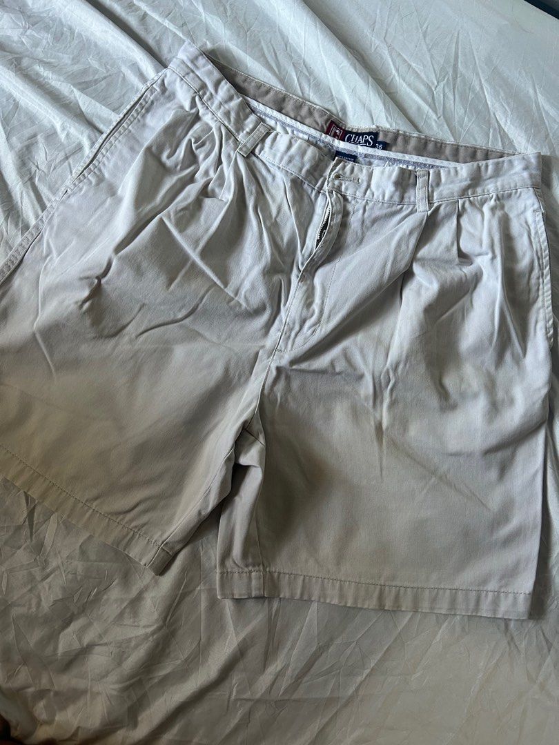 Chaps Classic Chino Shorts (Category: Shorts) located in Pasig City. Submitted by vintagestylemnl (Listing ID 1240456583, Image 3). Description: 📌Khaki Color 📌YKK zip 📌Zipper works well 📌2 pockets at the back 📌Tagged as size 36 but can fit up to 34 per tape measure.