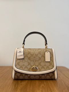 （分類：）位於 。 由 laluck 提交（商品編號 1240455510，圖片 1）。簡介： 。