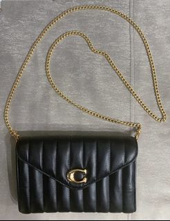 （分類：）位於 。 由 annabellebee2468 提交（商品編號 1240513150，圖片 1）。簡介： 。
