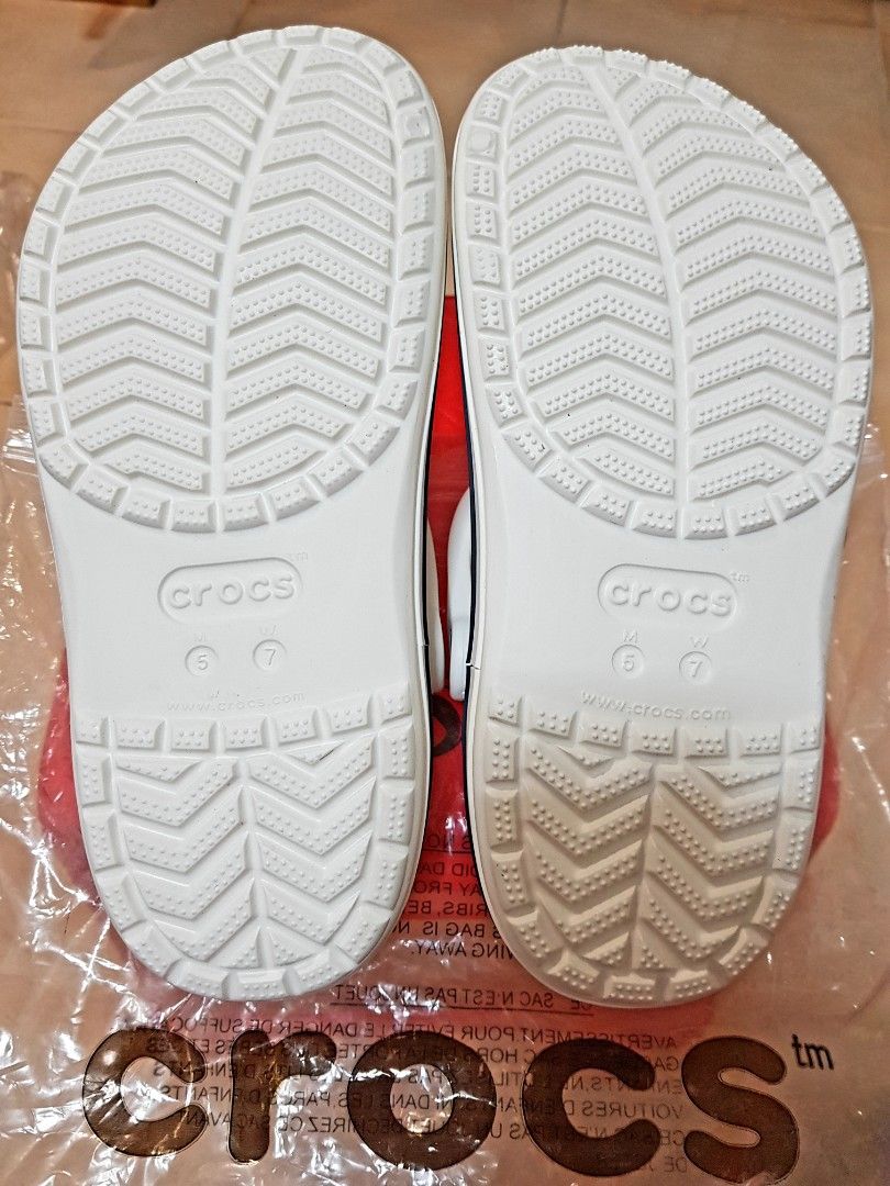 Bugis crocs hotsell
