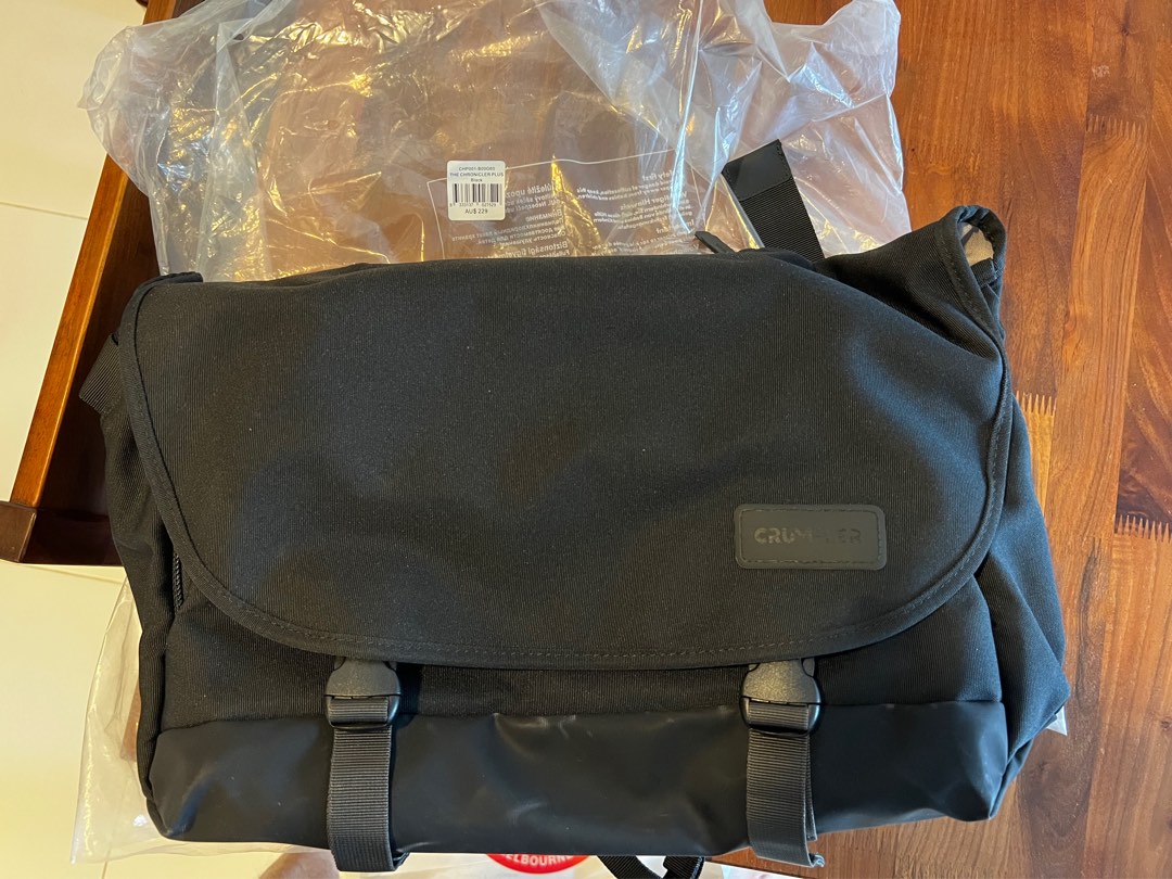 Crumpler chronicler plus hot sale