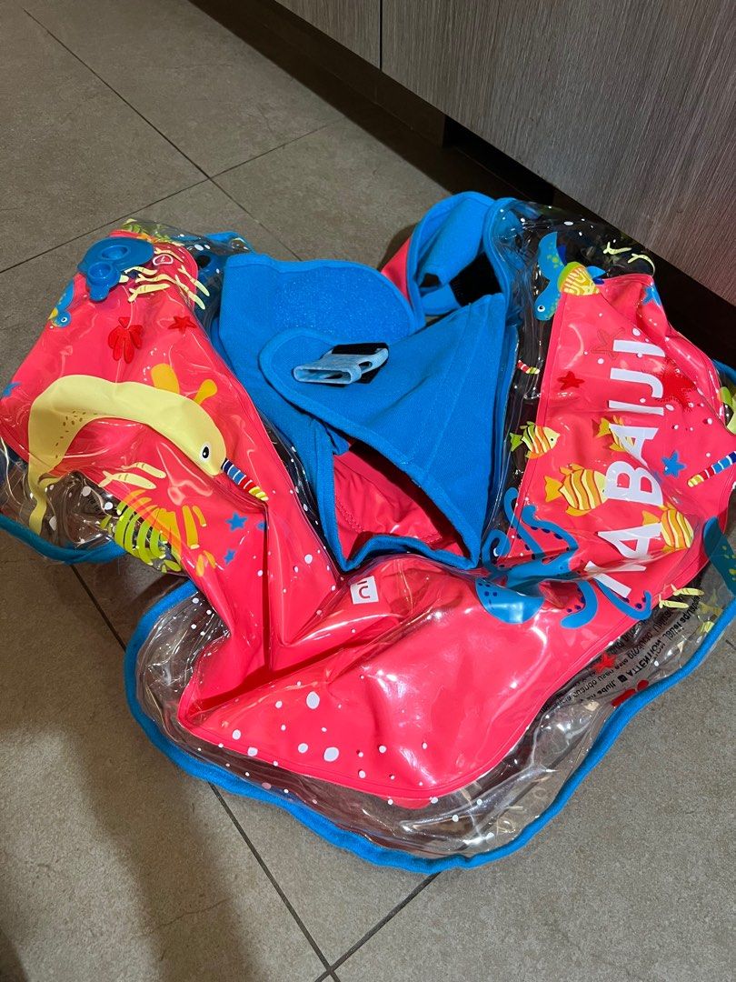 Decathlon float, Babies & Kids, Going Out, Other Babies Going Out Needs