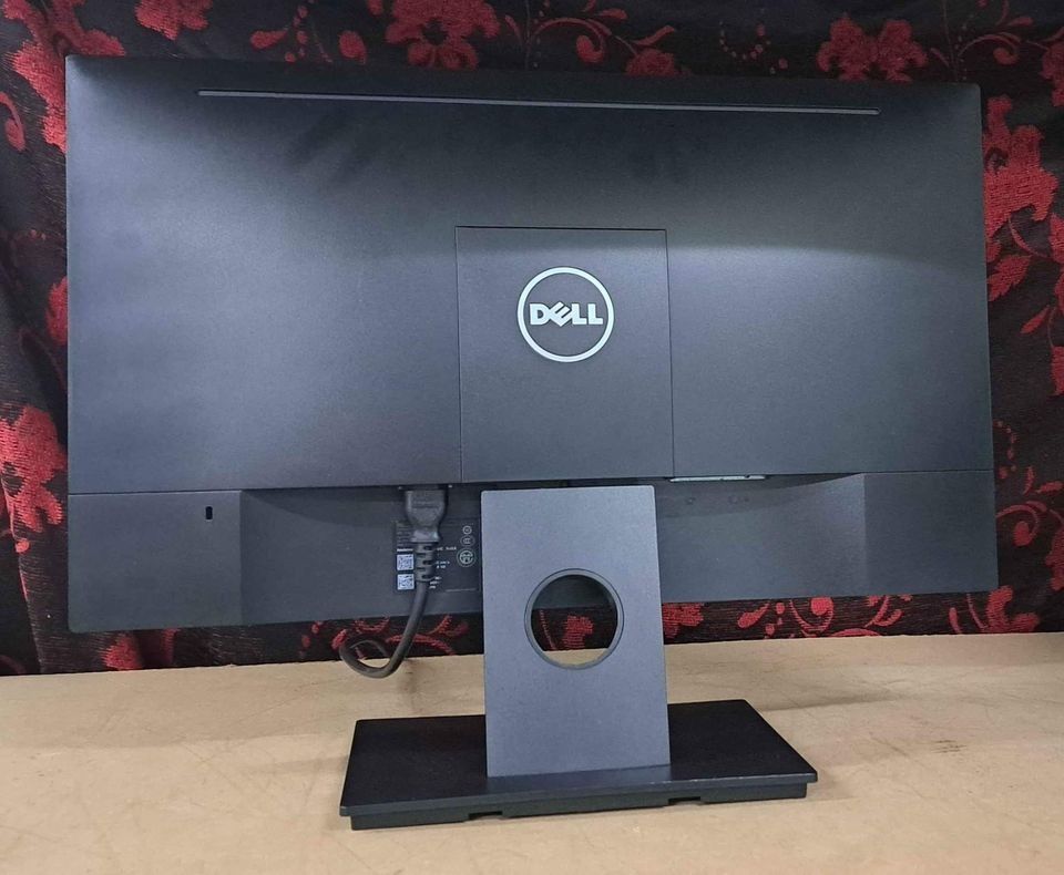 Dell 23" E2316H Monitor, Computers & Tech, Parts & Accessories, Monitor ...